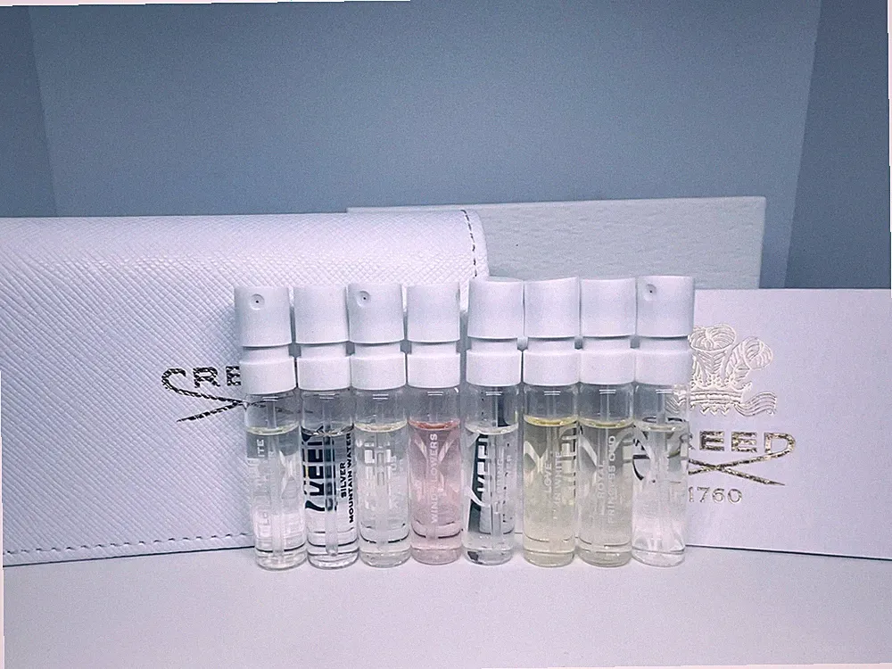CREED Women's Perfume Collection White Leather Wallet Gift Set 8x1.7ml